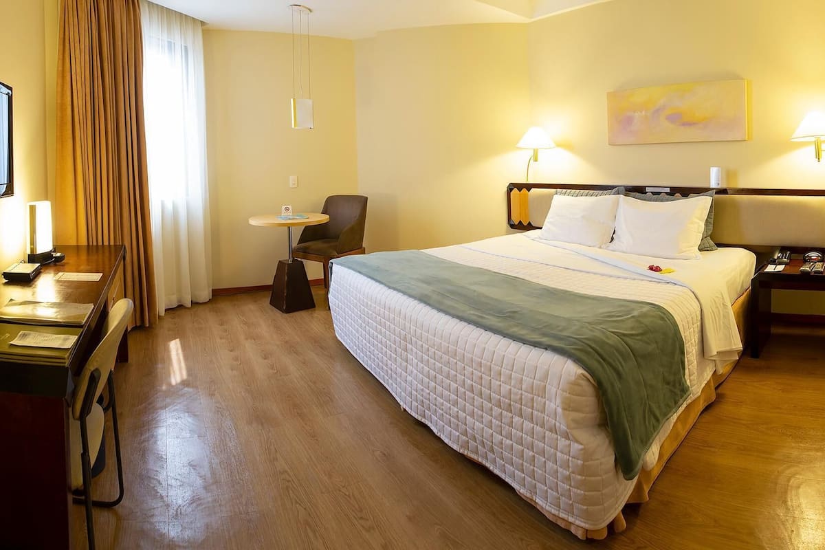 1 bedroom, premium bedding, minibar, in-room safe
