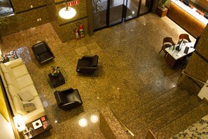 Lobby - Golden Tower Pinheiros by Fênix Hotéis (São Paulo)