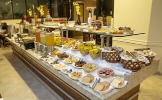 Colazione a buffet inclusa, servita tutte le mattine 