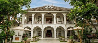 Villa Santi Hotel