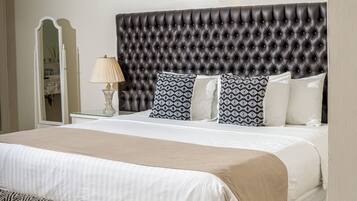 Premium Room | 1 bedroom, premium bedding, down comforters, Select Comfort beds