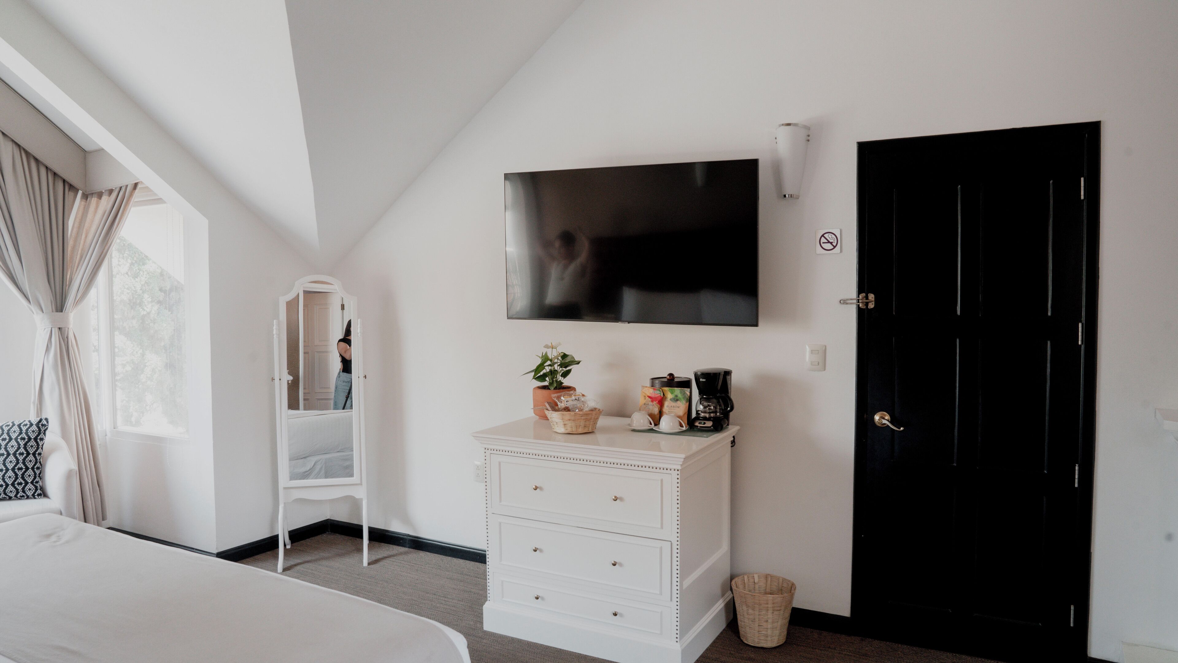 deluxe suite | 1 bedroom, premium bedding, down duvets, select comfort beds