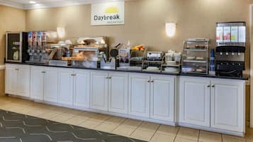 Free daily continental breakfast 