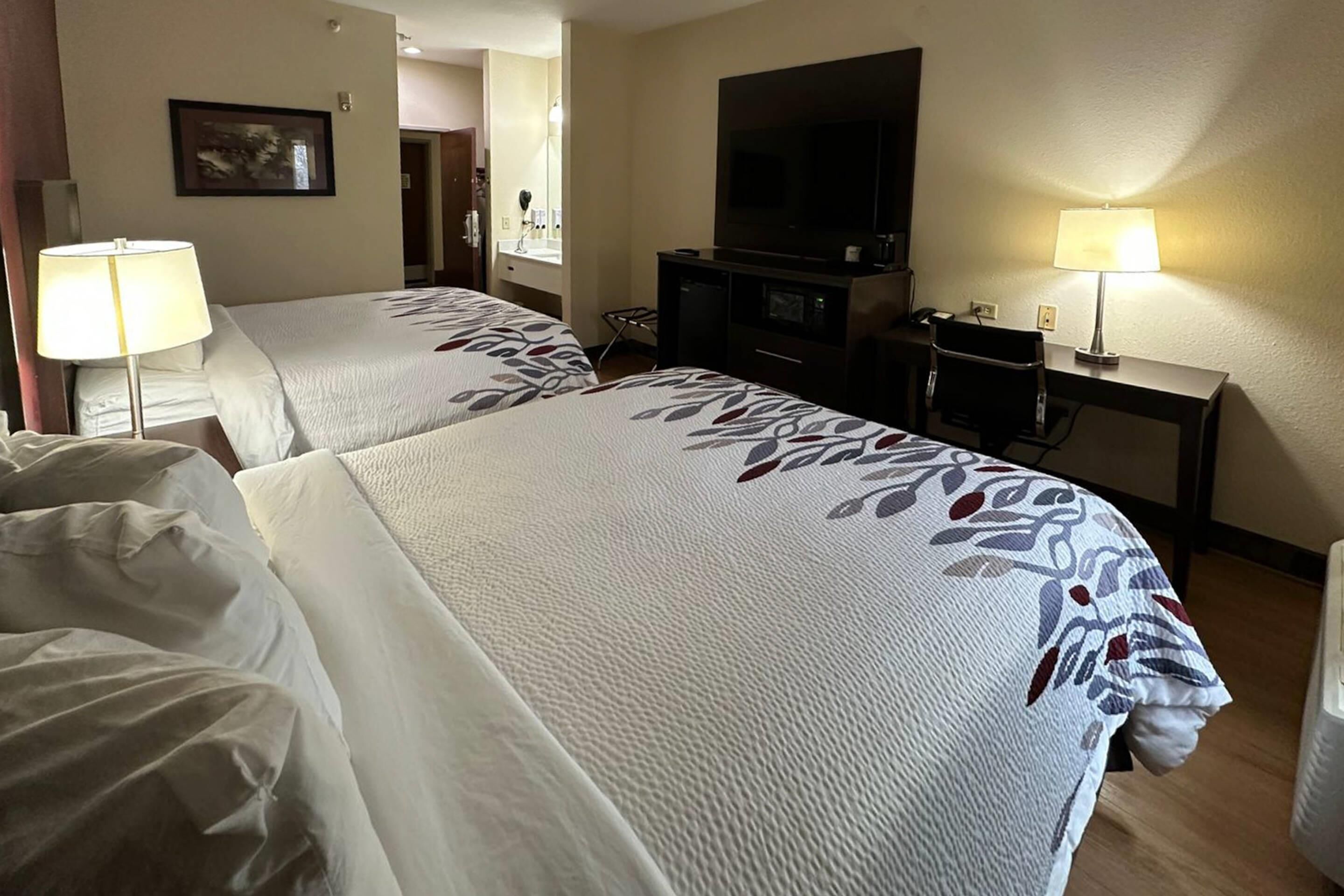 Standard Room, 2 Queen Beds, Non Smoking | Egyptian cotton sheets, premium bedding, desk, laptop workspace