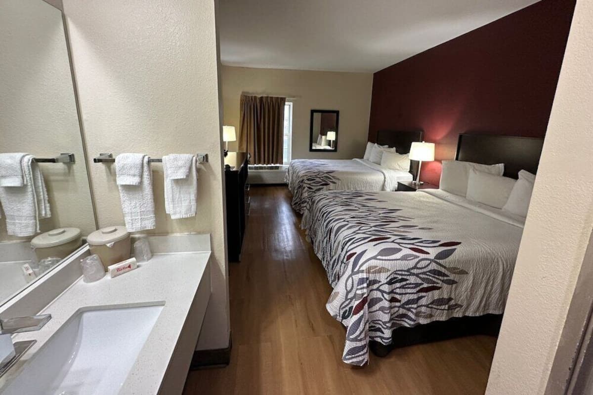 Egyptian cotton sheets, premium bedding, desk, laptop workspace
