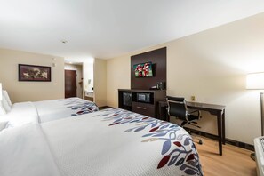Deluxe Room, 2 Queen Beds, Non Smoking