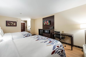 Deluxe Room, 2 Queen Beds, Non Smoking