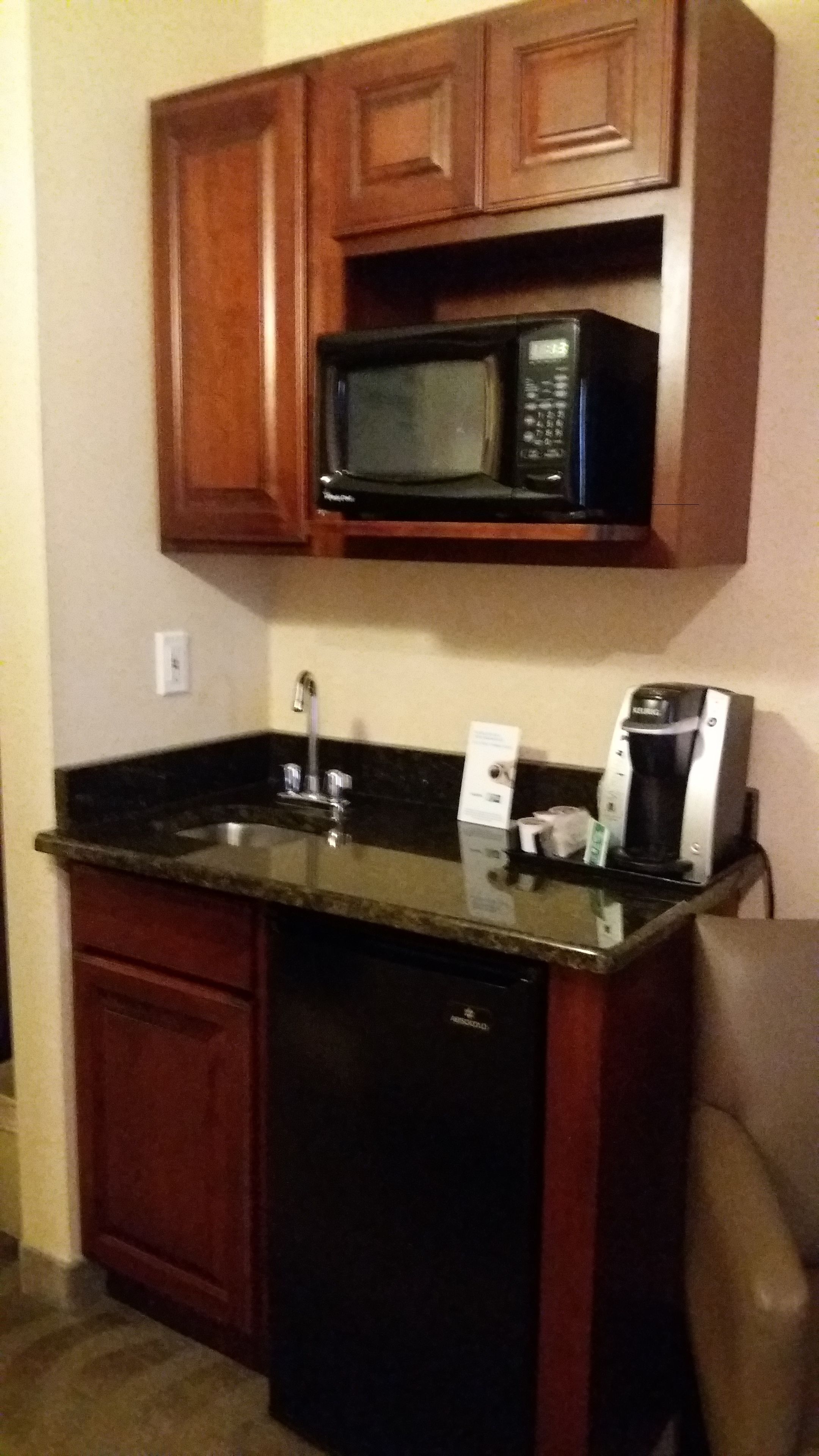 suite, 1 king bed with sofa bed (addl living area) | 1 bedroom, desk, blackout curtains, iron/ironing board