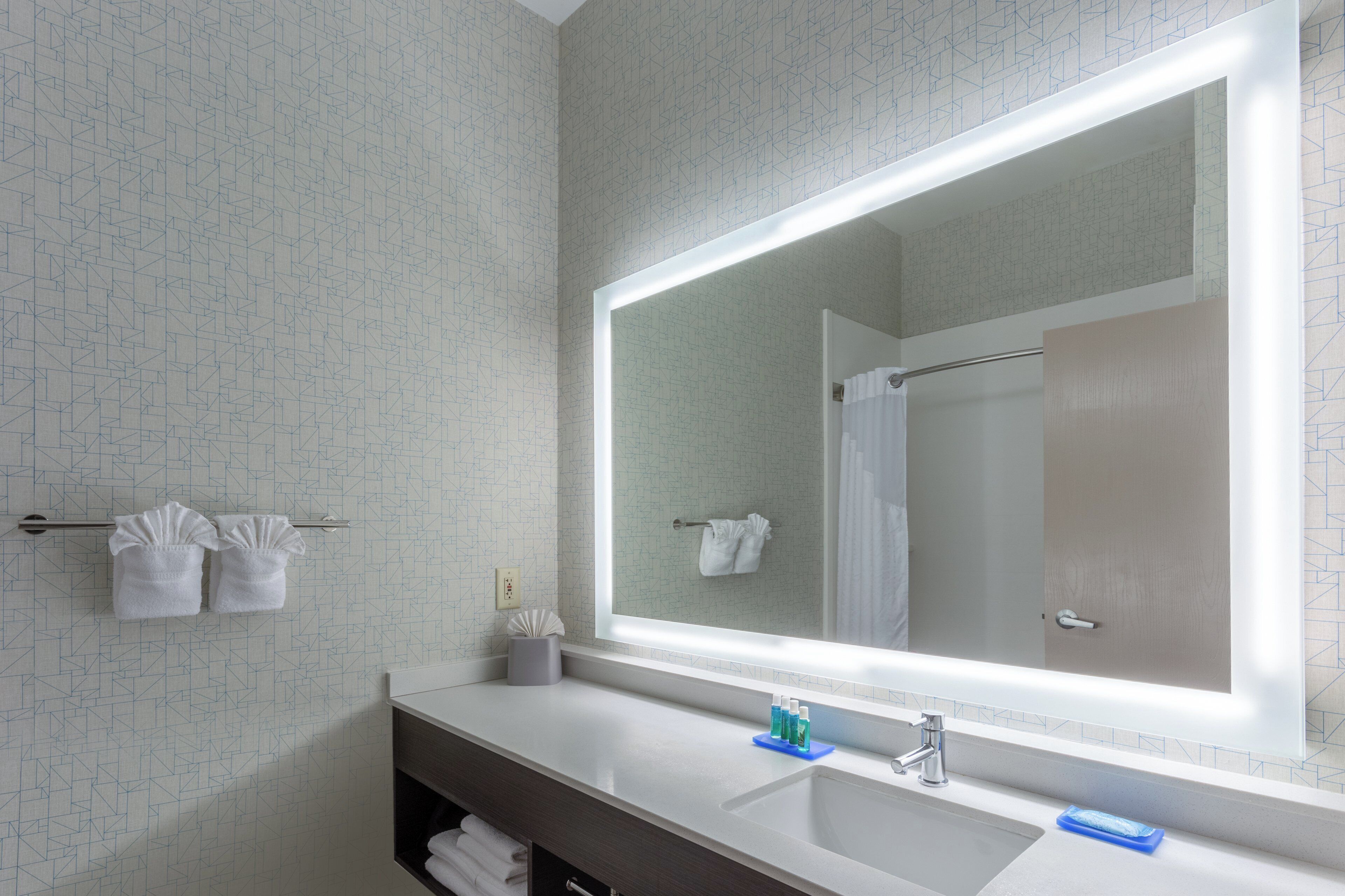 Photo - Holiday Inn Express Columbus - Ohio Expo Center by IHG