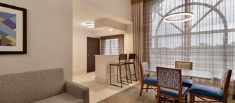 Holiday Inn Express Hotel & Suites Auburn - University Area by IHG