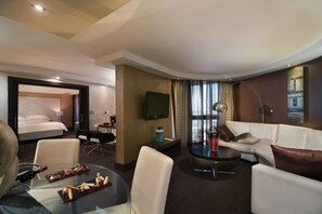 1 bedroom, minibar, in-room safe, desk