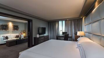 1 bedroom, minibar, in-room safe, desk