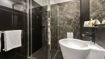 Appartement Exécutif, 2 chambres | Salle de bain