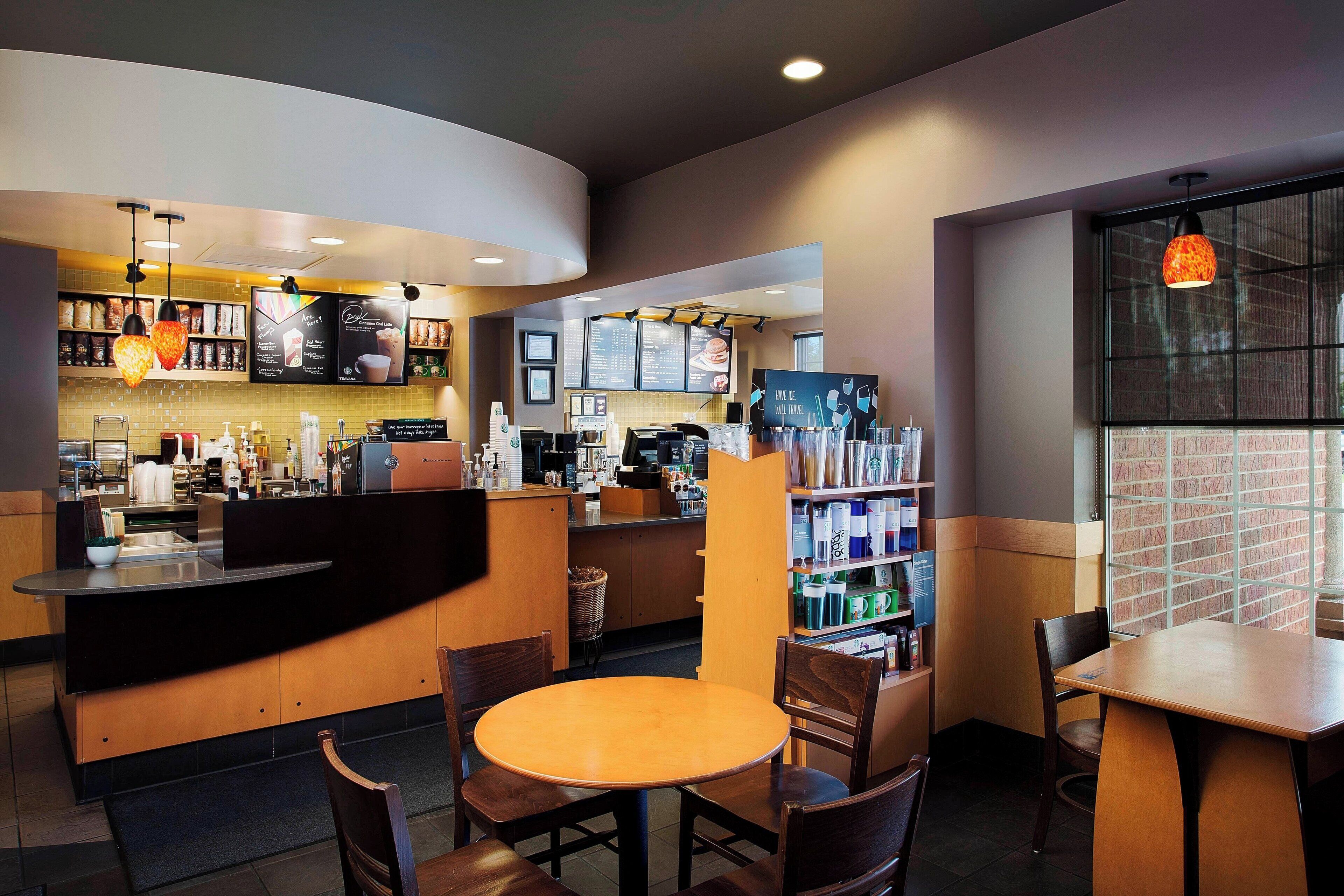 breakfast, lunch, dinner served; american cuisine