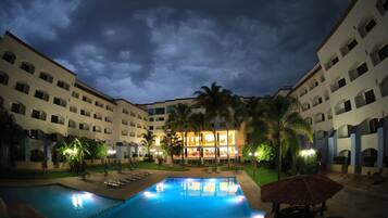 ์ผ์ธ ์๋น