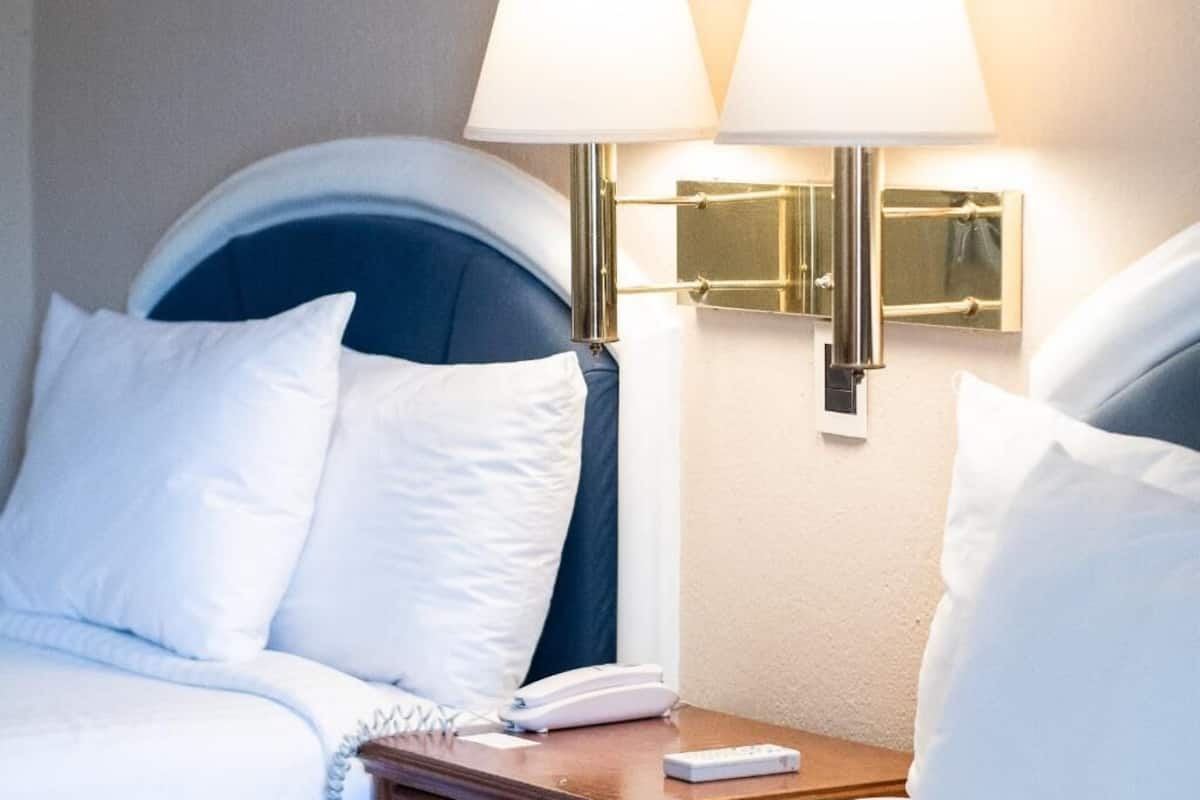 1 Schlafzimmer, Schreibtisch, Bügeleisen/Bügelbrett, kostenloses WLAN