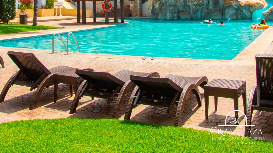 Gran Plaza Hotel & Convention Center