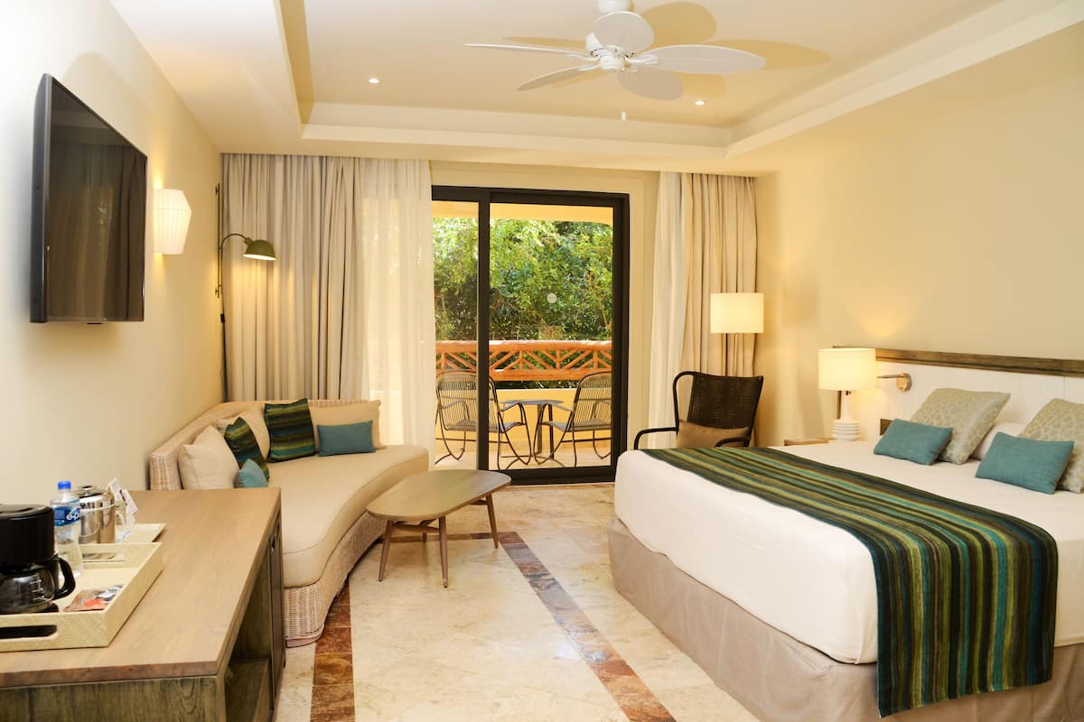 Free minibar items, in-room safe, blackout drapes, iron/ironing board