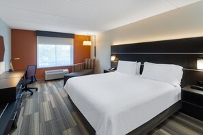 In-room safe, desk, iron/ironing board, free cribs/infant beds - Holiday Inn Express Bluffton at Hilton Head Area by IHG (Bluffton)