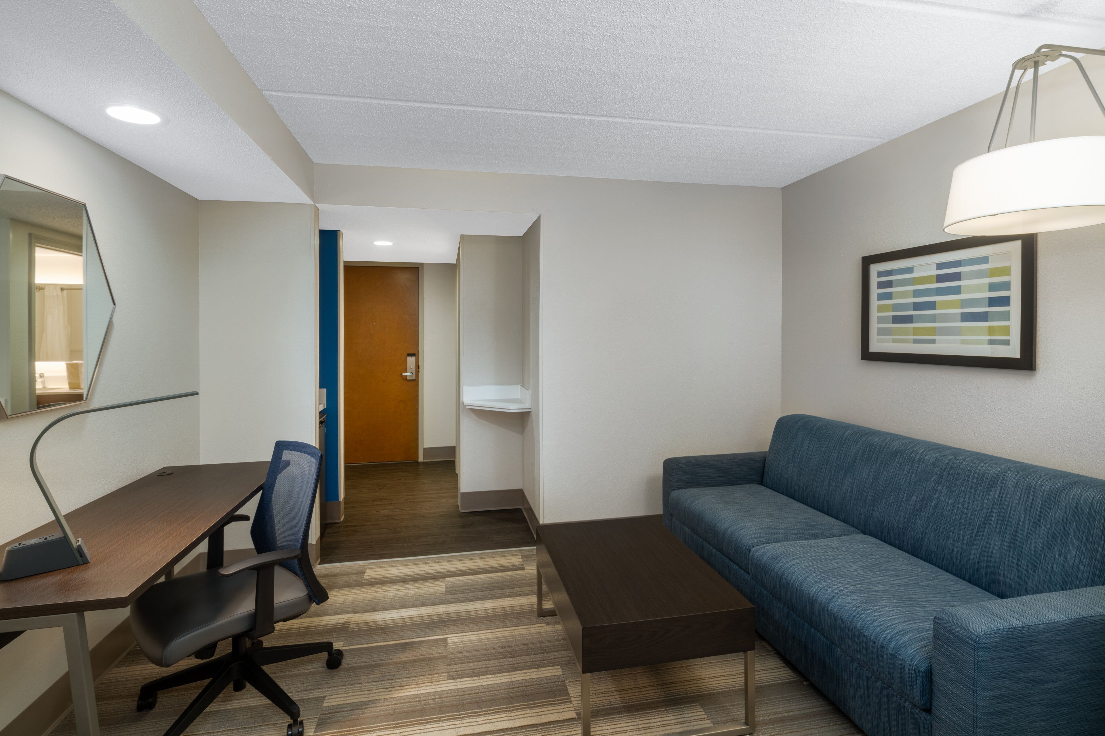 suite, 1 king bed | 1 bedroom, in-room safe, desk, iron/ironing board