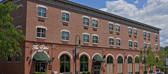 The Elms Hotel