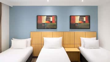 Premium bedding, in-room safe, desk, laptop workspace