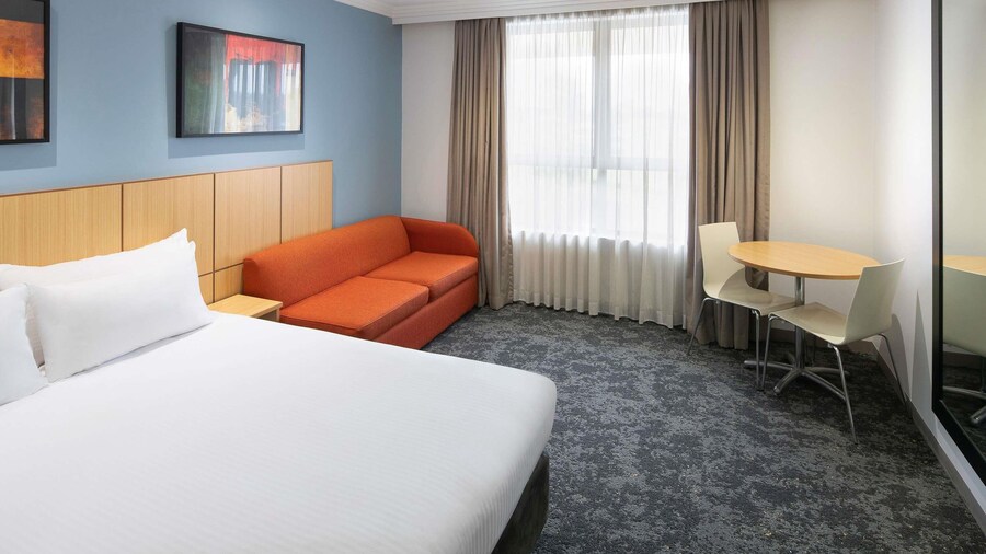 Mercure Brisbane Garden City
