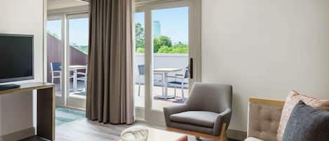 Suite, 1 Bedroom, Terrace | Living area | 42-inch LED TV with digital channels, TV