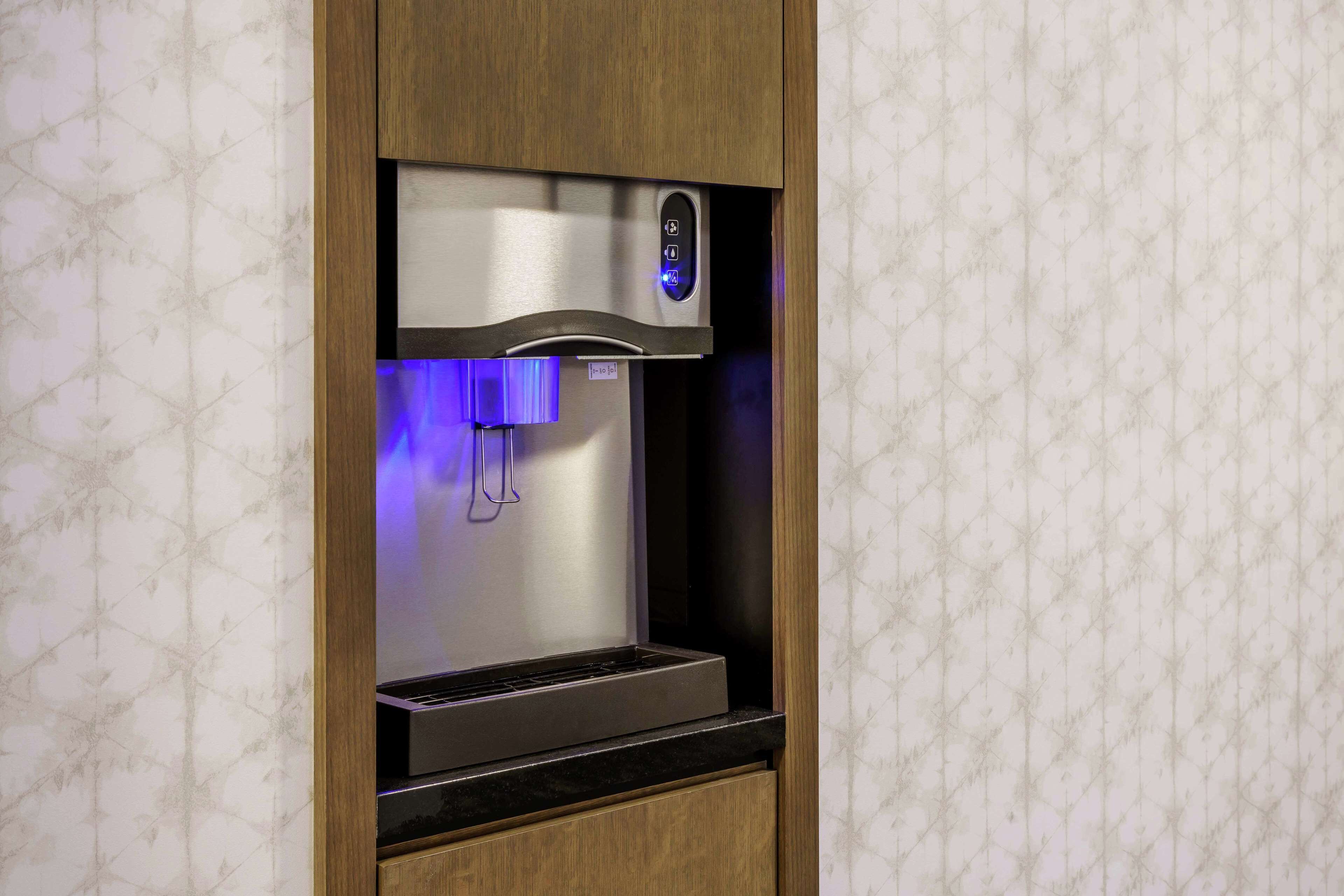 breakfast and dinner served, regional cuisine