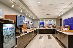Free daily buffet breakfast  - Holiday Inn Express & Suites New Berlin by IHG (New Berlin)