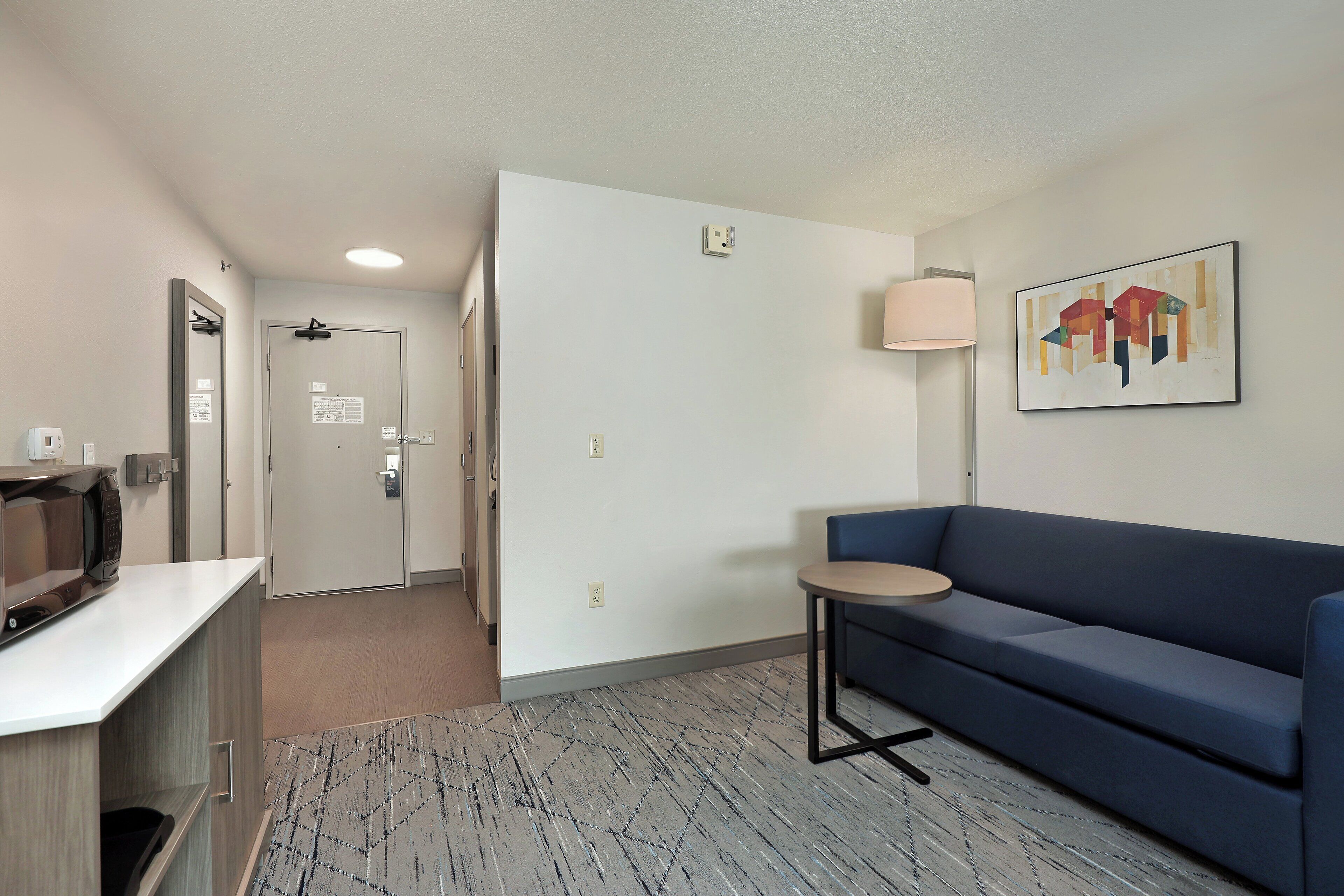 1 bedroom, in-room safe, desk, iron/ironing board