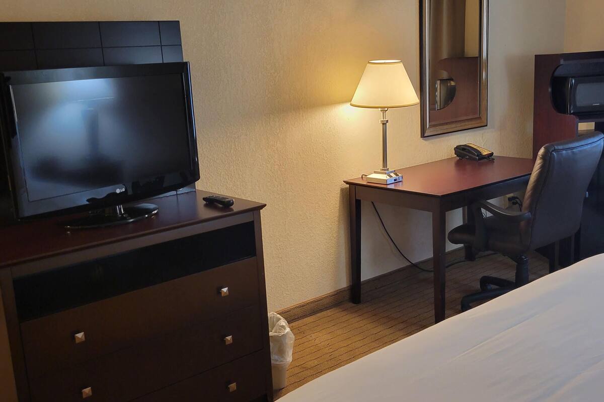 standard two queen room | desk, iron/ironing board, free wifi, bed sheets