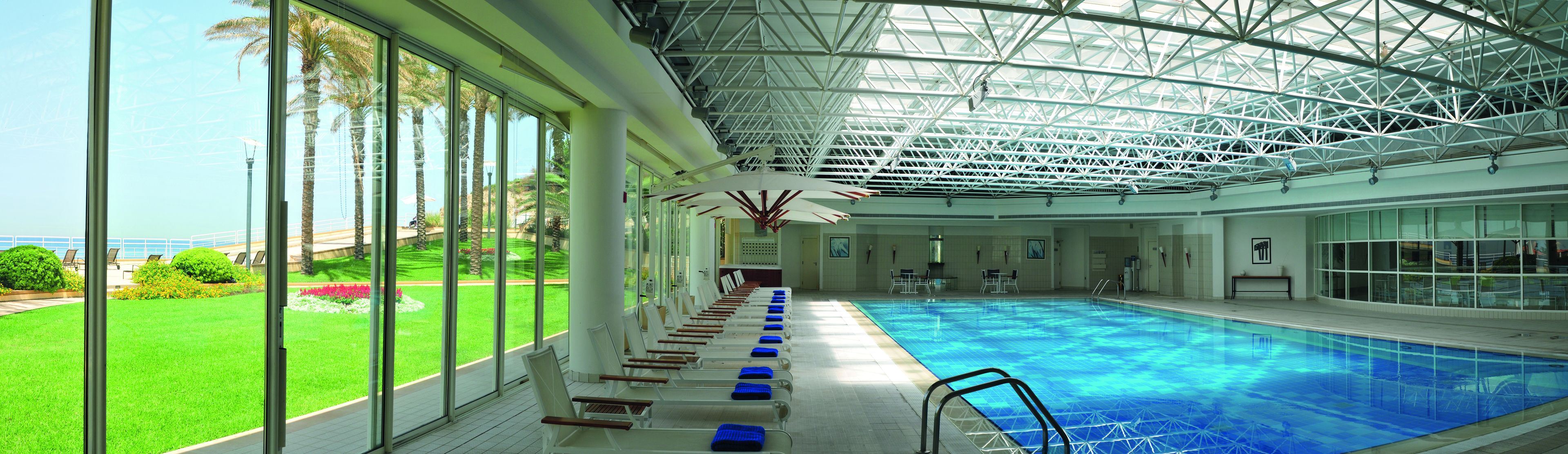 indoor pool, 3 outdoor pools, pool loungers