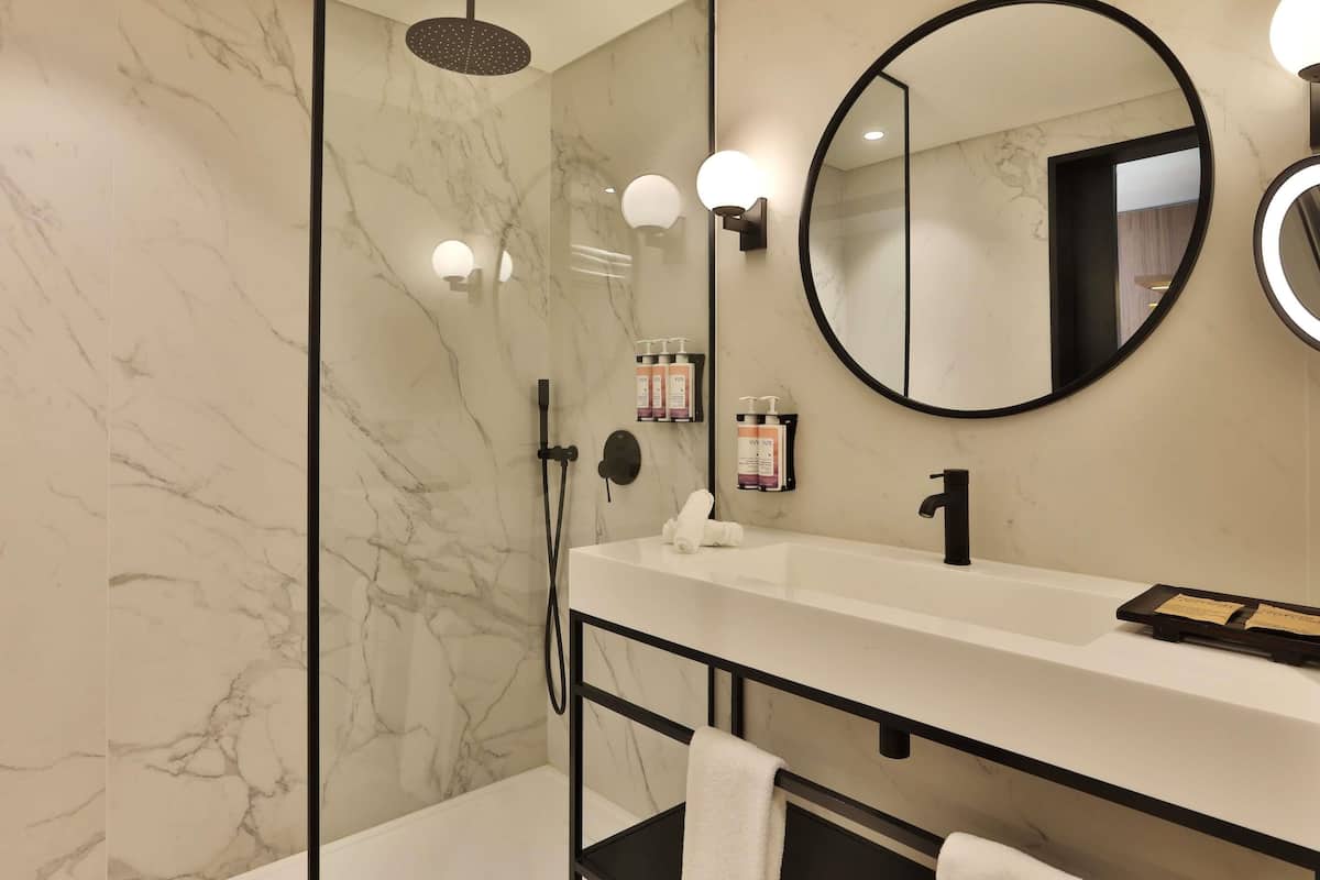 1 habitación, minibar, caja de seguridad en la habitación y escritorio