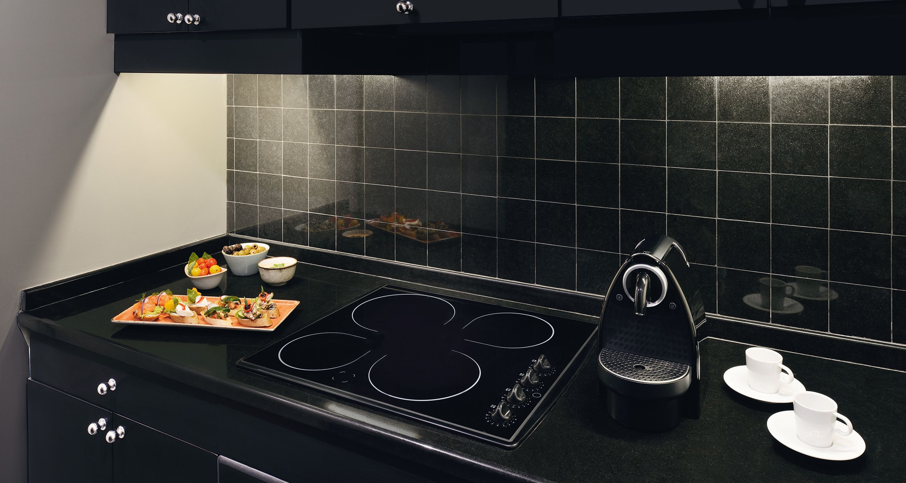 royal suite | private kitchenette | electric kettle, eco-friendly cleaning products