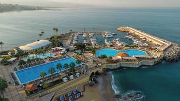 Suite, 1 cama King size, vista al mar (Ambassador) | Exterior