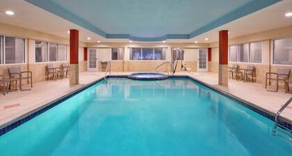 Holiday Inn Express Hotel & Suites Grand Rapids-North by IHG