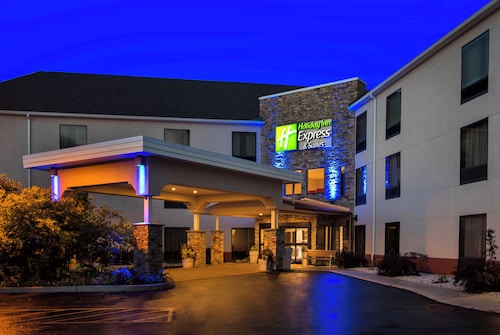 Holiday Inn Express Hotel & Suites Great Barrington by IHG