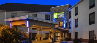 Holiday Inn Express Hotel & Suites Great Barrington by IHG