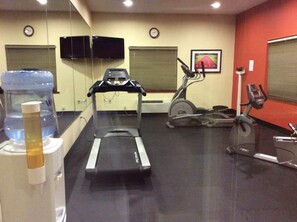 Fitness facility - Holiday Inn Express & Suites Forest by IHG (Forest)