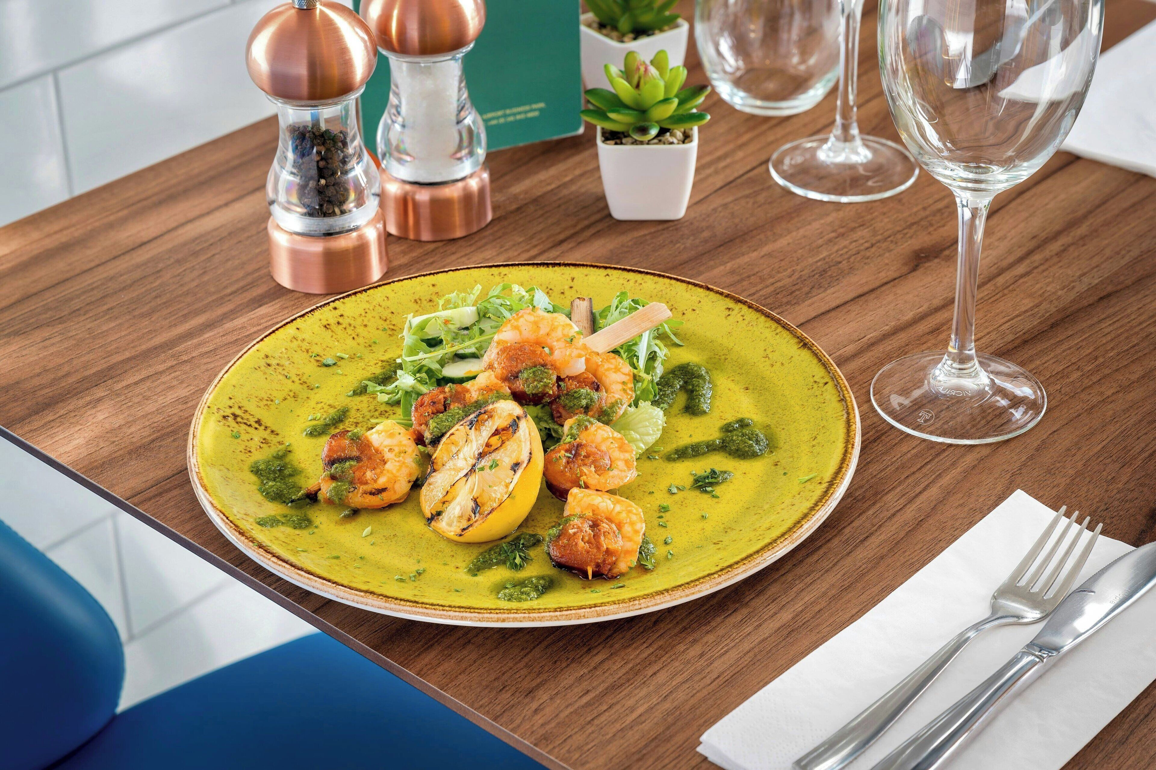 breakfast, lunch and dinner served