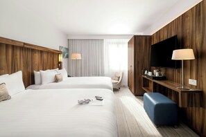 Family Room, 2 Double Beds | Egyptian cotton sheets, premium bedding, pillow-top beds, minibar - Courtyard by Marriott Glasgow Airport (Paisley)