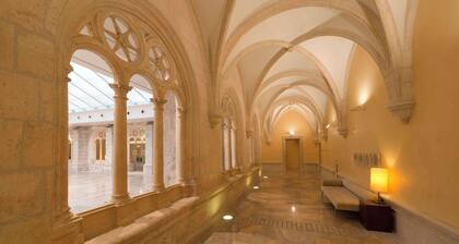 NH Collection Palacio de Burgos