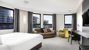 Executive Studio (Spa) | Desk, blackout drapes, iron/ironing board, free WiFi