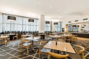 Dining - Mantra Parramatta (Parramatta)