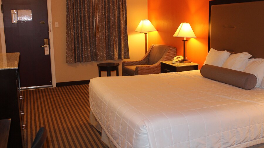 Travelodge by Wyndham Bellmawr