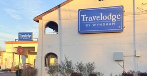 Exterior - Travelodge by Wyndham Bellmawr (Bellmawr)