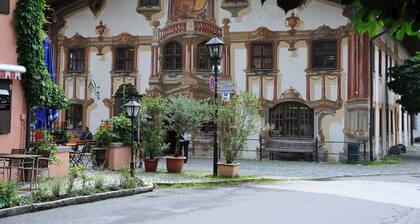 Landhotel Böld and Restaurant Uhrmacher Oberammergau