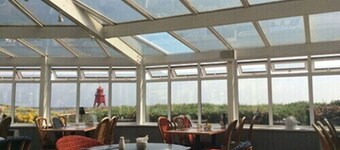 Little Haven Hotel On The Beach