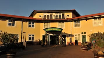 Fachada da propriedade